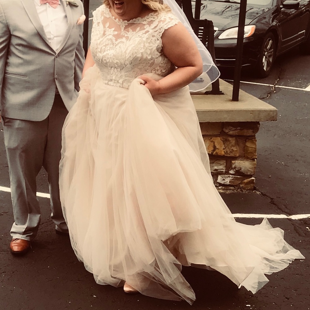 Wedding dress